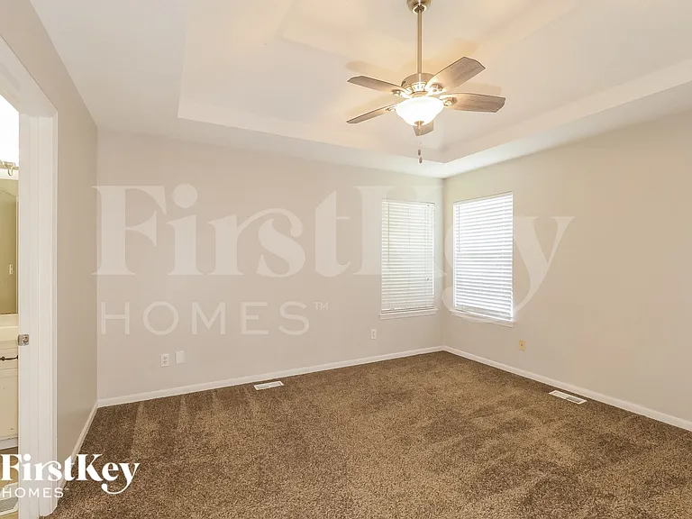 1607 Stasi Ave — Photo 9