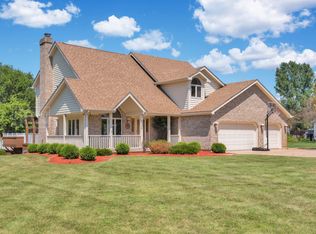 2506 Amanda Dr, Spring Grove, IL 60081