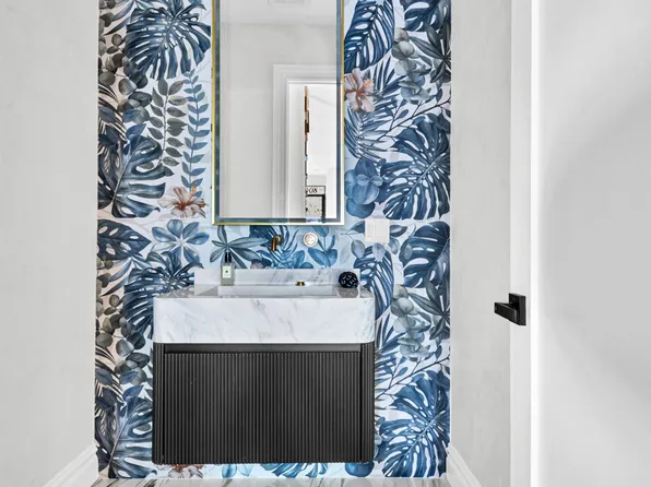 408 Monroe Street image 11 of 31