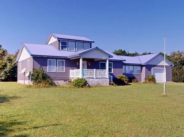 19192 Glenn Dr, Parksley, VA 23421