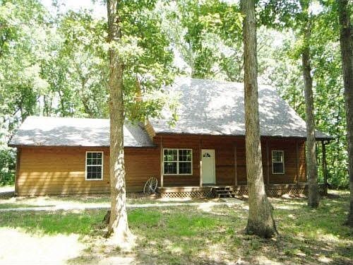 1st image of 3773 Woodland Ln