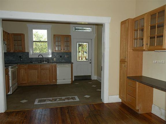 4th image of 946 Shadowlawn Ave