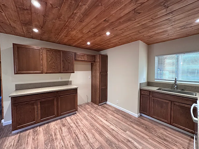 26785 Cedar St #A — Photo 12