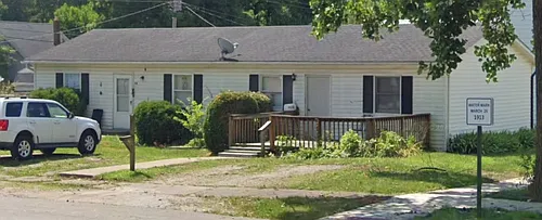 32 W Wayne St Photo 1