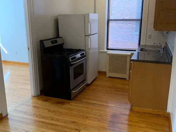 30-44 48th Street image 1 of 5