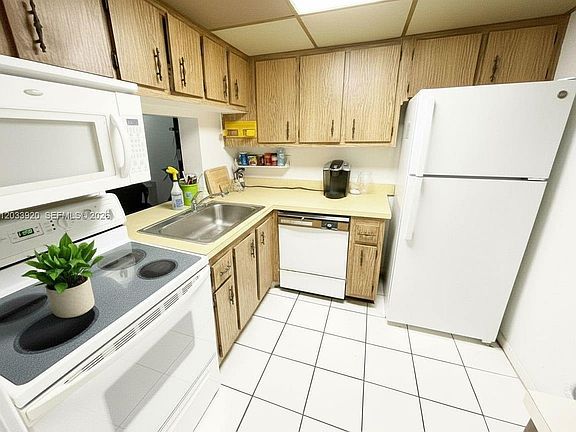 5th image of 2800 NW 56th Ave APT F201