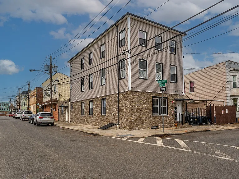 55 Lentz Ave #2 — Photo 20