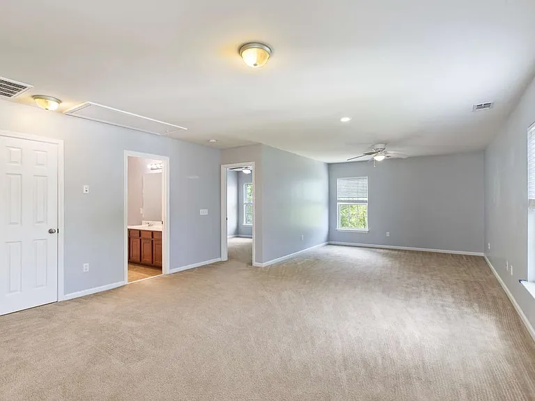47 Glenwood Ct — Photo 39