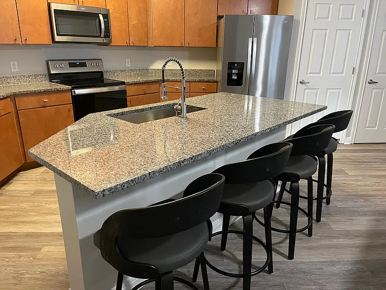 2502 Leon St #401 — Photo 1