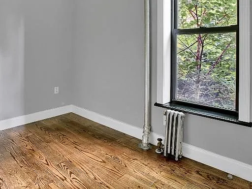 212 E 105th St #5 — Photo 4