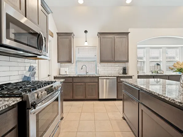 2113 Ranchwood Dr, Melissa, TX 75454