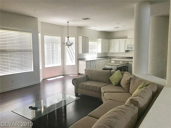 4th image of 9685 Phoenician Ave