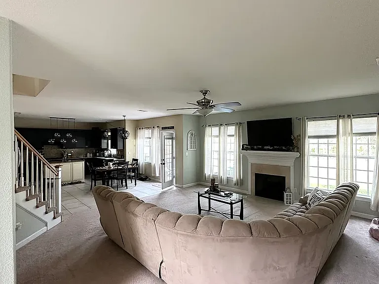 501 King Ct — Photo 16