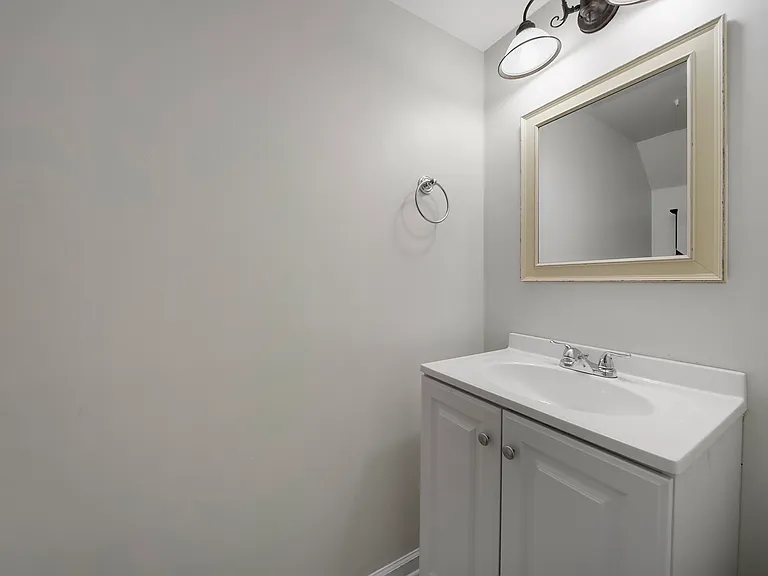 8105 Circle Tree Ln — Photo 6