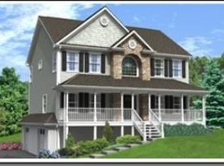 19 Robin Ct, Poughquag, NY 12570