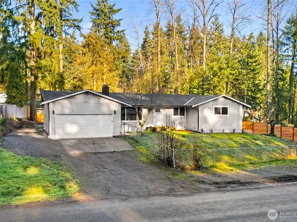 6215 189th Avenue Ct E, Lake Tapps, WA 98391