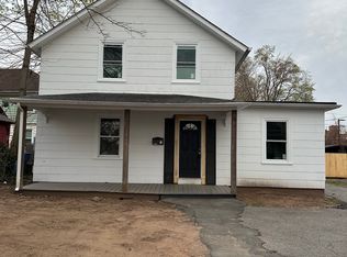 38 Birch St, Manchester, CT 06040