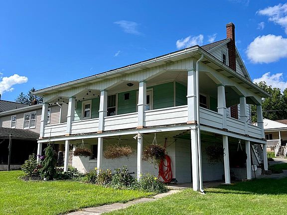 4th image of 518 Greenfield St