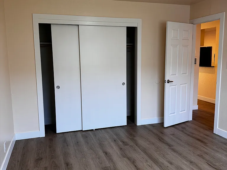 235 Arana Dr #D — Photo 15