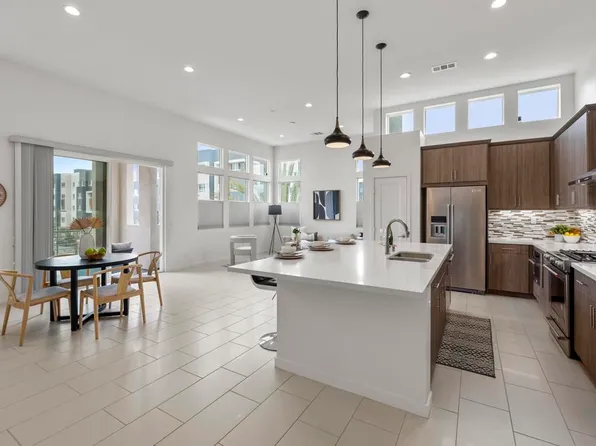 2026 Tango Loop #3, Chula Vista, CA 91915