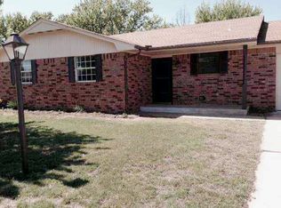 2712 S Charles Dr, El Reno, OK 73036