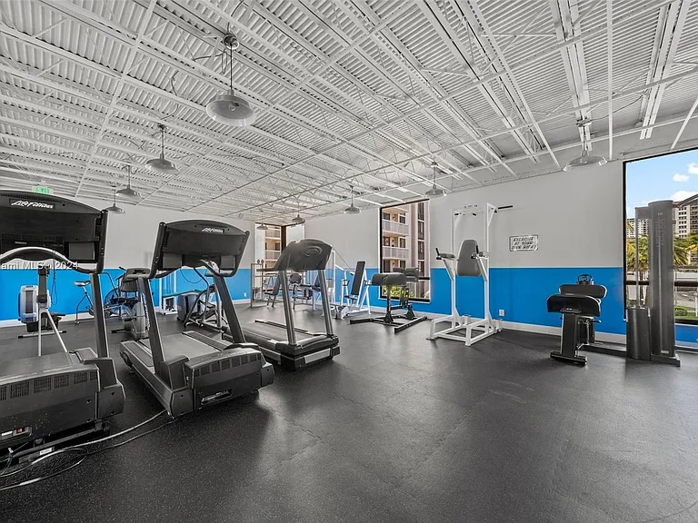 1600 Socean Dr #1 — Photo 23