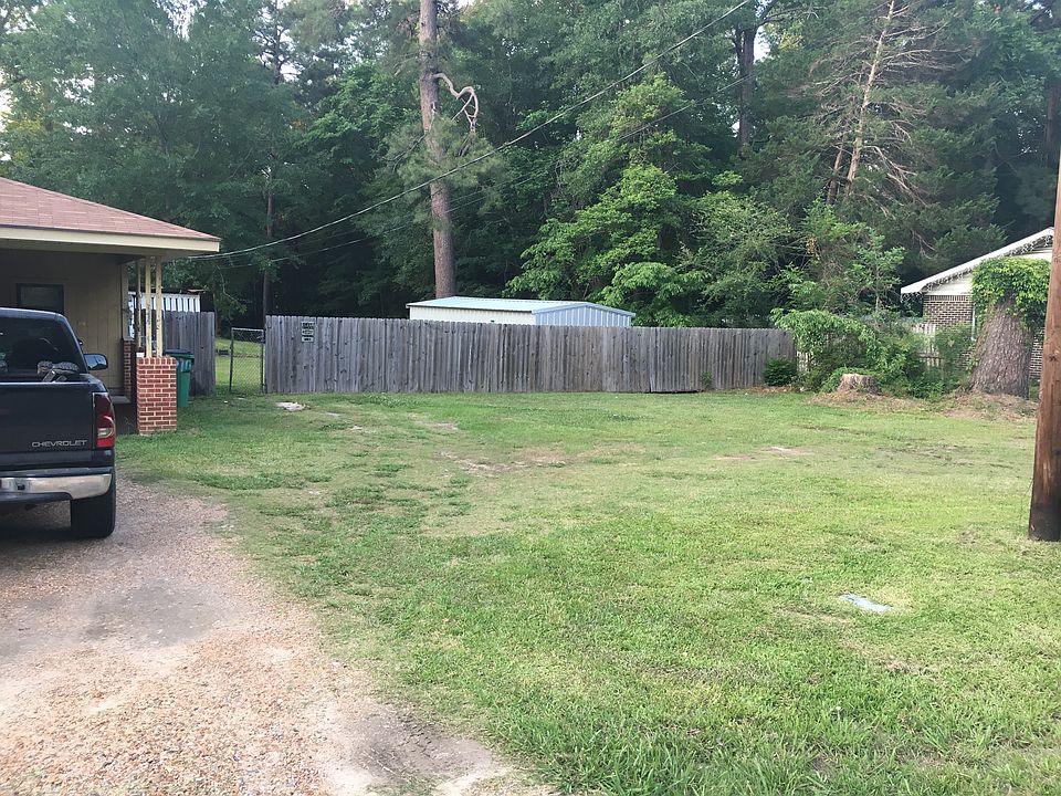 1st image of 216 Dunn Ave