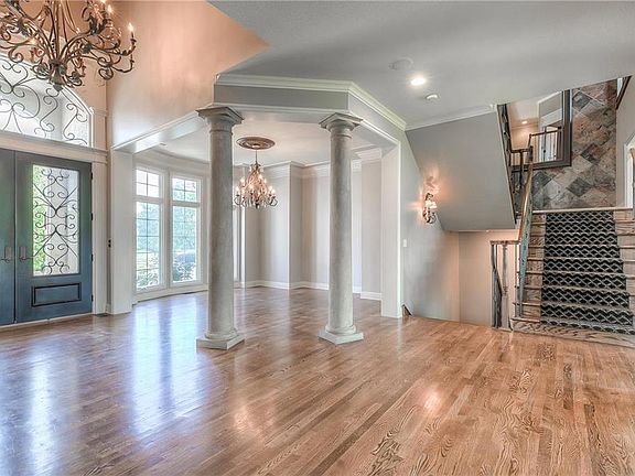 2nd image of 6021 W 142nd St
