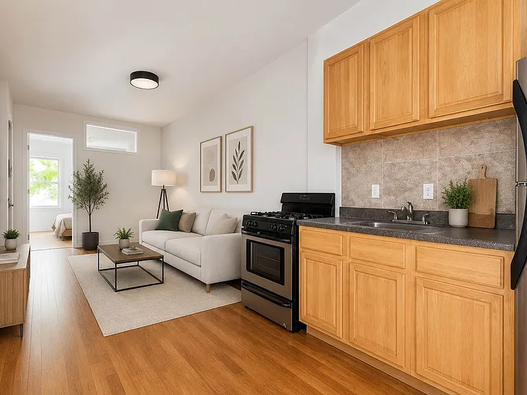 14 Harrison Pl #1R — Photo 2