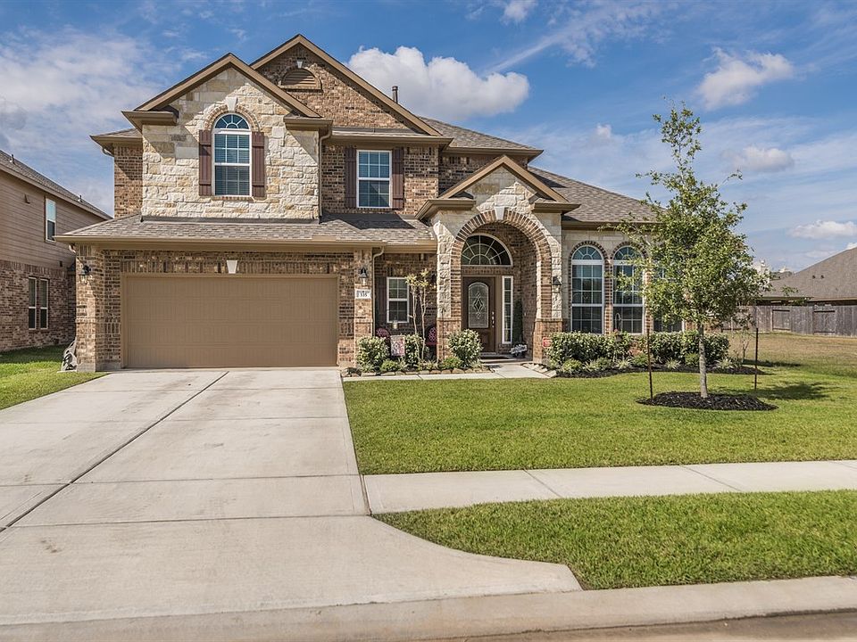 1st image of 335 Woodway Dr