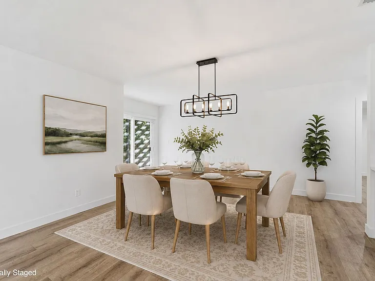 2122 S Highland Ave — Photo 8