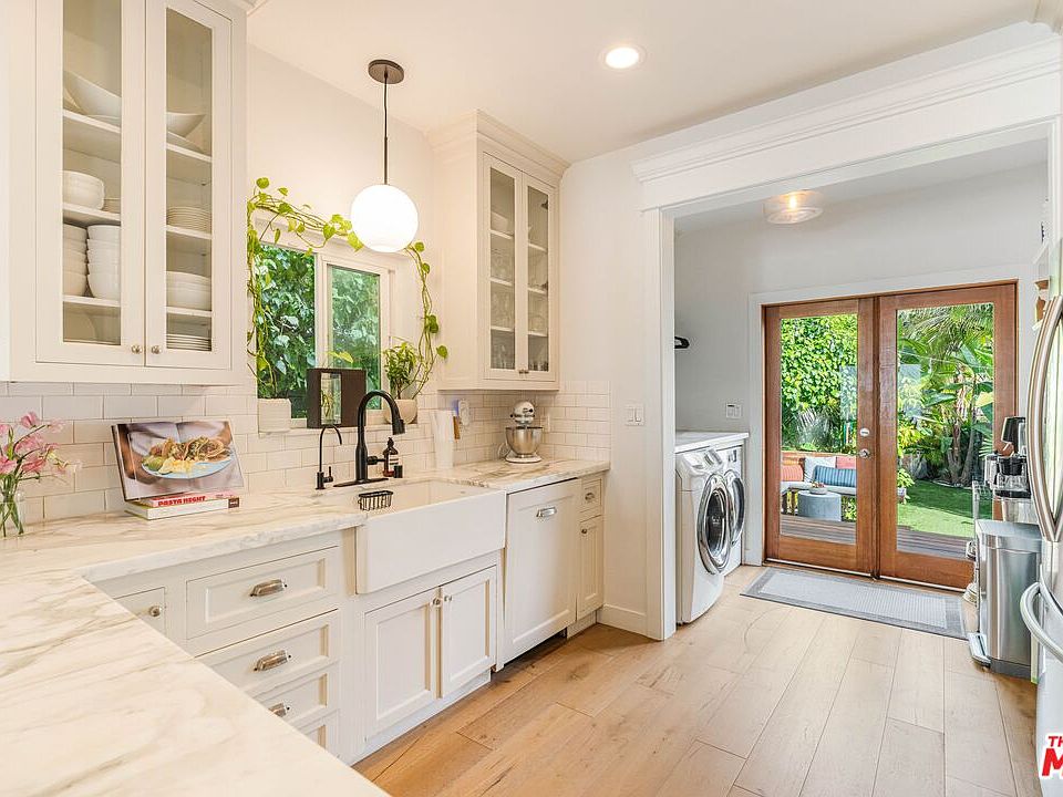 1st image of 416 Brooks Ave