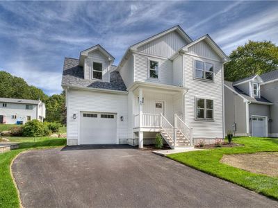 55 Pepper Bush Trl, Saunderstown, RI, 02874