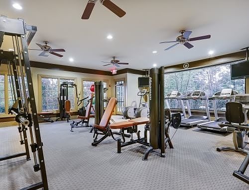 3rd image of 221 Ames Hill Dr #221