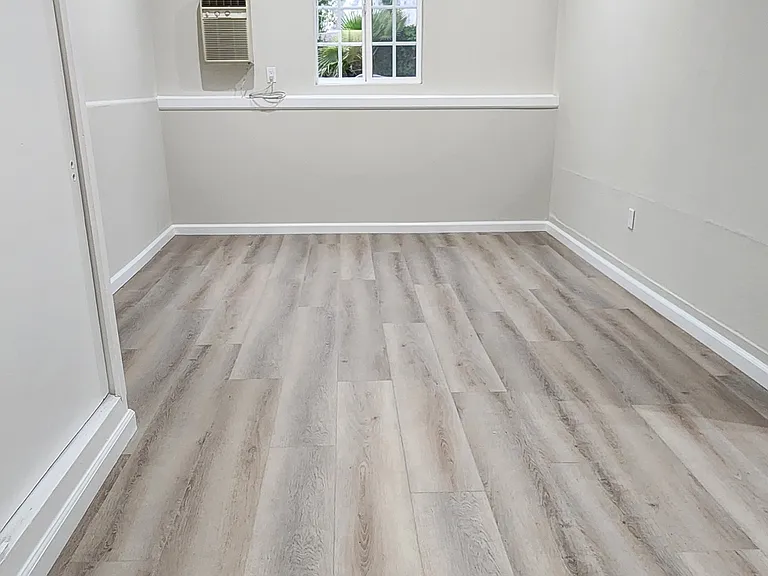2813 Mary St #1/2 — Photo 19