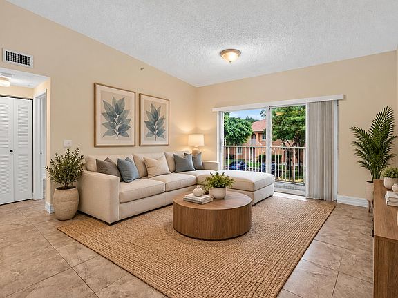 3rd image of 6960 SW 39th Street #207e