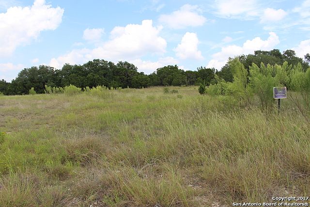 2nd image of 1626 Lake Ridge Blvd