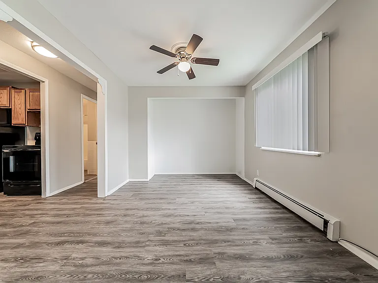 Integrity Chardon / Maple Ridge Apartments — Photo 16