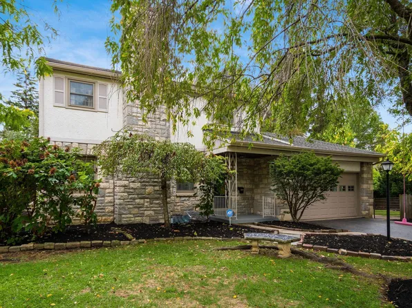 2569 Chester Rd, Upper Arlington, OH 43221