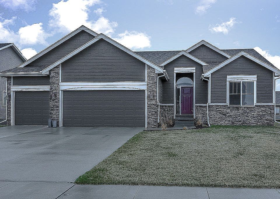 1st image of 1008 NW Abbie Dr