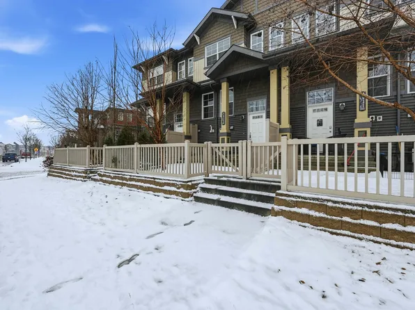 4033 Orchards Dr SW, Edmonton, AB T6X 1V2