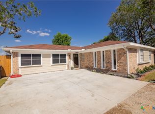 208 Eleanor St, Victoria, TX 77904