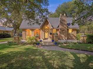 704 Forrest Ave, Cleburne, TX 76033