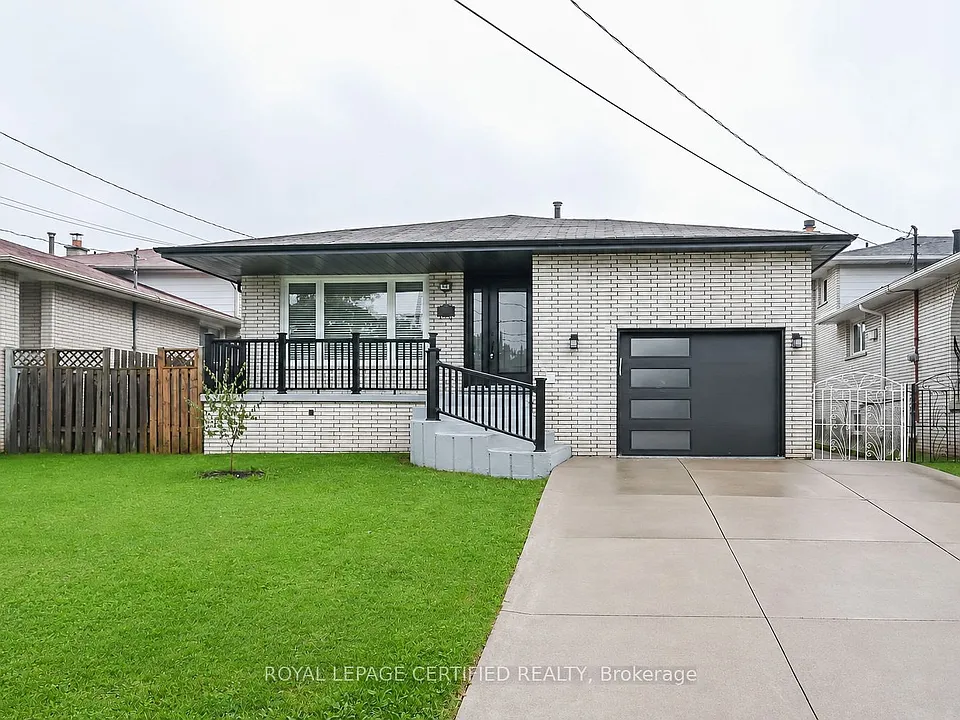 40 Honeywell Dr #BASEMENT