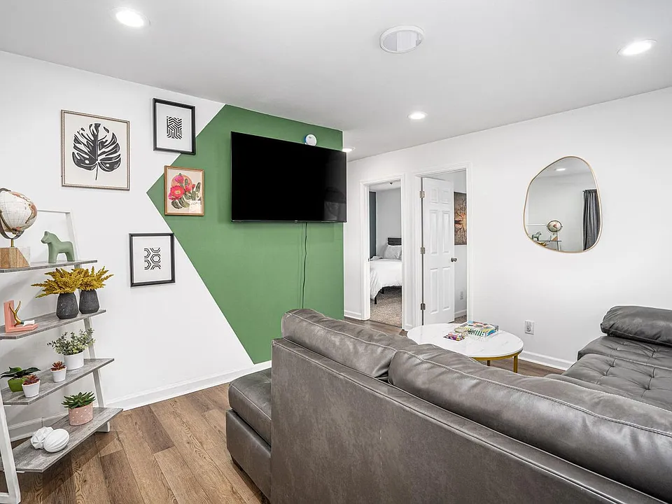 2549 Columbia Ave #ID1332865P