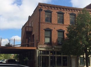 425 E Washington St, Springfield, IL 62701