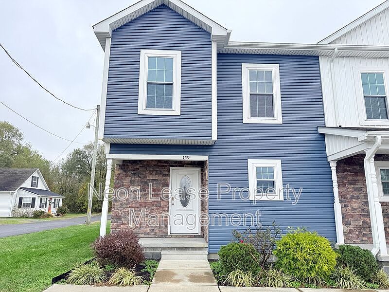 1st image of 129 Church St