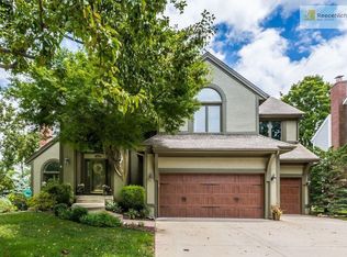 12801 Briar St, Leawood, KS 66209