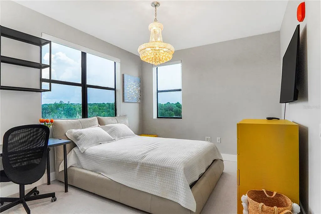 3 bed, 3.0 bath, 1568 sqft, $3,750 — Photo 4