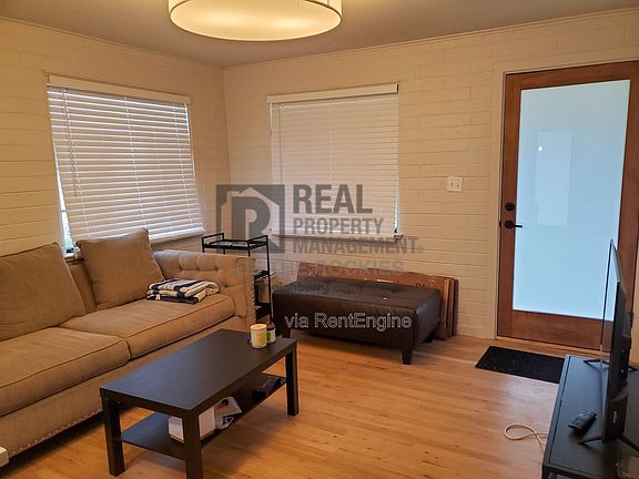 3rd image of 1705 Remington St APT 4